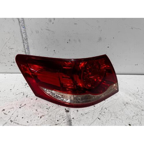 Toyota Aurion Left Tail Light GSV40 10/2006-08/2009