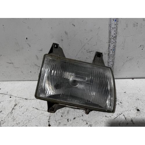 Ford Courier Right Head Light PE 01/1999-10/2002