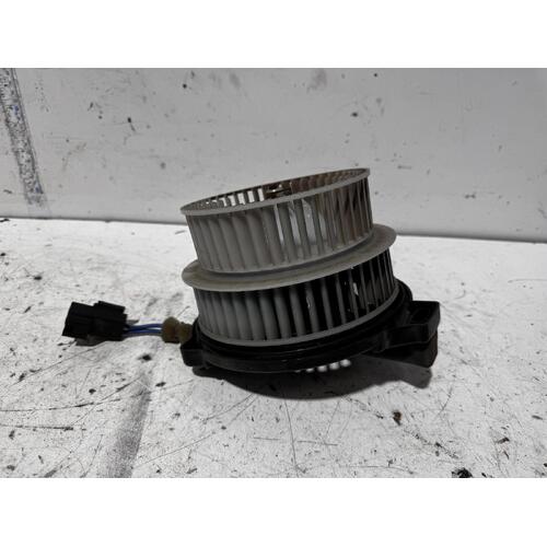 Toyota Tarago Heater Fan Motor ACR30 06/2000-02/2006