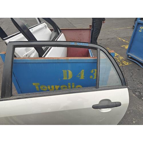 Toyota Corolla Left Rear Door 1/4 Glass ZZE122 12/2001-06/2007