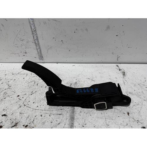 Mercedes R Class Accelerator Pedal W251 11/2010-01/2014