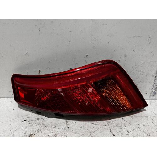 Nissan Murano Right Tail Light Z50 05/2002-12/2008