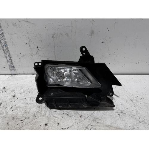 Mazda 3 Right Bumper Foglight BL 04/2009-08/2011