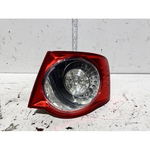 Volkswagen Jetta Right Tail Light 1KM 02/2006-07/2011