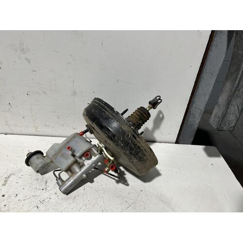 Toyota Hilux Brake Booster with Master Cylinder TGN16 03/2005-06/2011