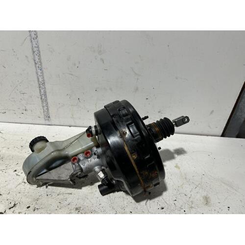 Mercedes R Class Brake Booster with Master Cylinder R 300 W251 04/2006-01/2014