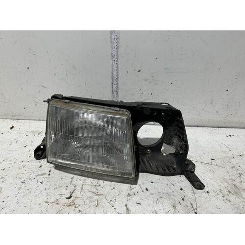 Lexus LS400 Outer Right Head Light UCF10 03/1990-11/1994