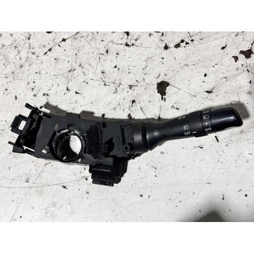 Toyota Hilux Flasher Switch KUN26 07/2011-08/2015