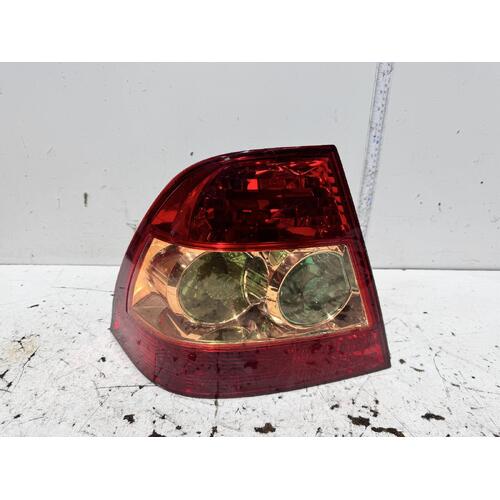 Toyota Corolla Left Tail Light ZZE122 04/2004-06/2007