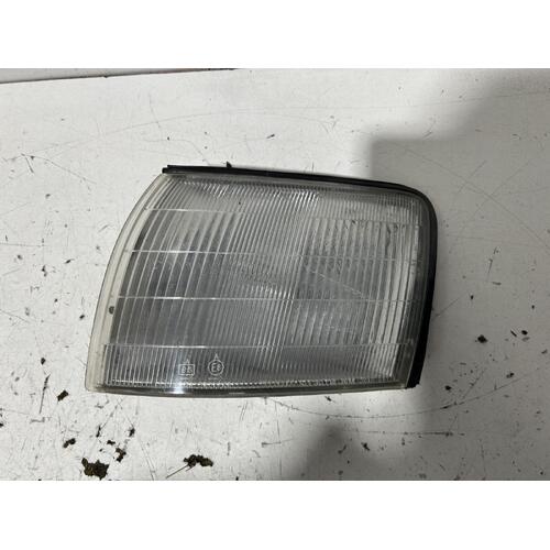 Lexus LS400 Left Corner Light UCF10 03/1990-11/1994