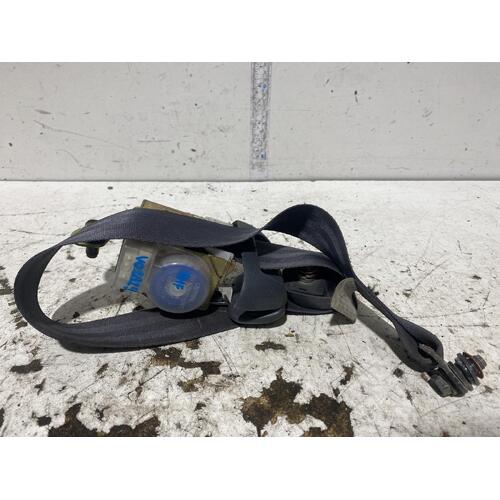 Toyota Hiace Right Front Seat Belt RZH113 11/1989-09/1998
