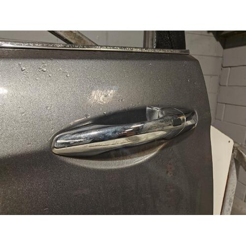 Hyundai Santa Fe Left Front Outer Door Handle DM 06/2012-02/2018