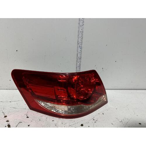 Toyota Aurion Left Tail Light GSV40 10/2006-08/2009