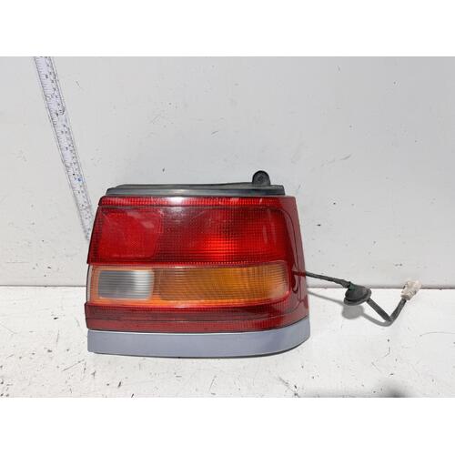 Toyota Corolla Right Tail Light AE102 06/1996-10/1999