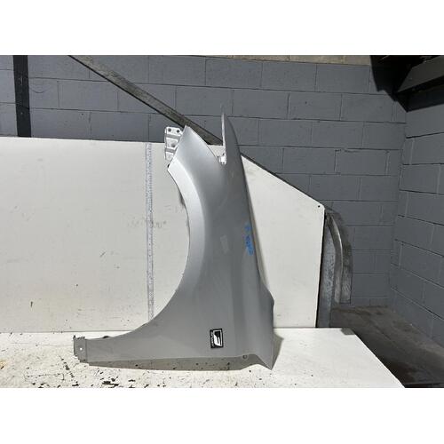 Lexus CT200h Left Guard ZWA10 12/2010-2020