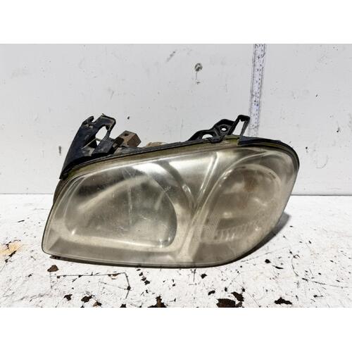 Mazda Tribute Left Head Light YU 11/2003-06/2006