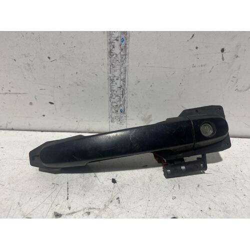 Toyota HILUX Door Handle KUN26 Outer Right Front 02/05-08/15