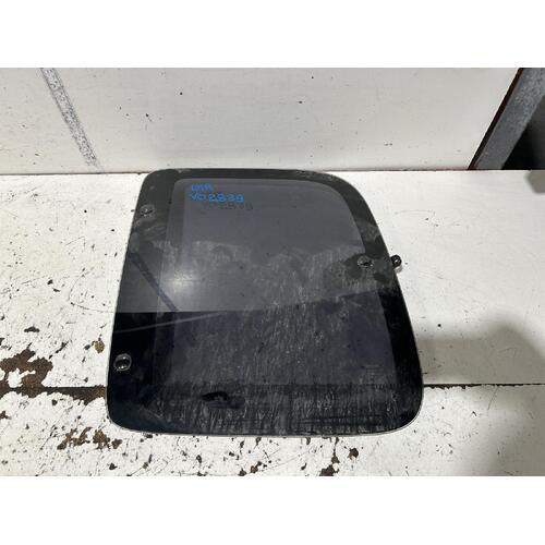 Toyota Hilux Left Rear Side Glass RZN154 09/1997-02/2005