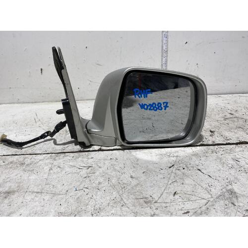 Toyota Kluger Right Mirror MCU28R 01/2001-04/2007