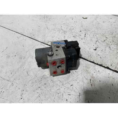 Holden Commodore ABS Pump/Module VY 10/2002-07/2004