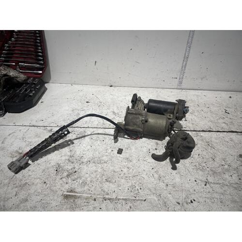 Toyota Prado Height Control Compressor + Dryer Assembly GRJ120 02/2003-10/2009