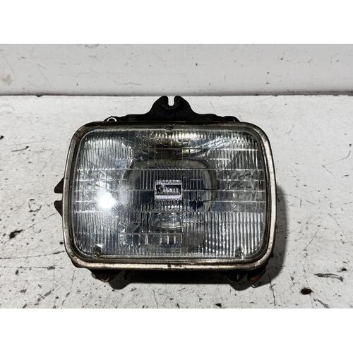 Aftermarket Left Head Light to suit Toyota Hilux LN106 08/1988-08/1997