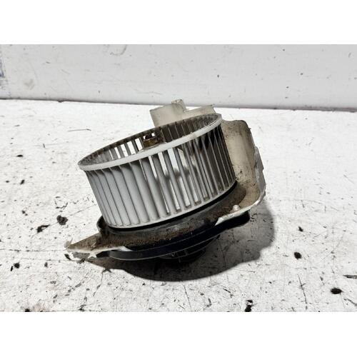 Toyota Corolla Heater Fan Motor AE112 10/1998-11/2001