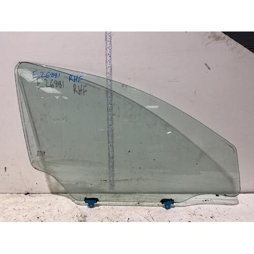 Mitsubishi 380 Right Front Door Window Glass DB 09/05-03/08 