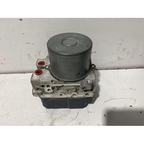 Mitsubishi ABS Pump / Module MN 08/2009-04/2015