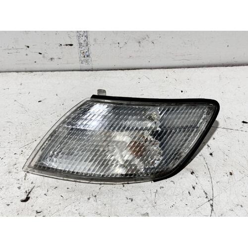 Lexus ES300 Left Corner Light MCV20 10/1996-08/1999