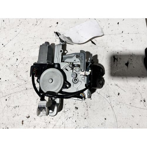 Renault Kaleos Tailgate Lock Mechanism H45 05/2016-05/2019