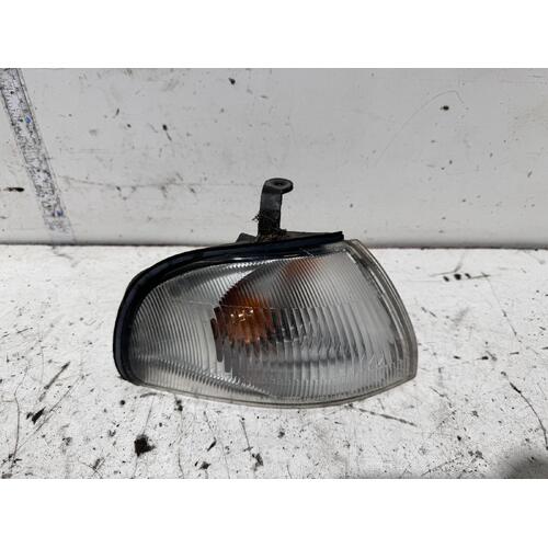 Subaru Outback Right Corner Light B2A 09/1996-10/1998