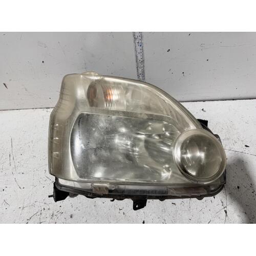 Nissan XTRAIL Right Head Light T31 09/2007-06/2010