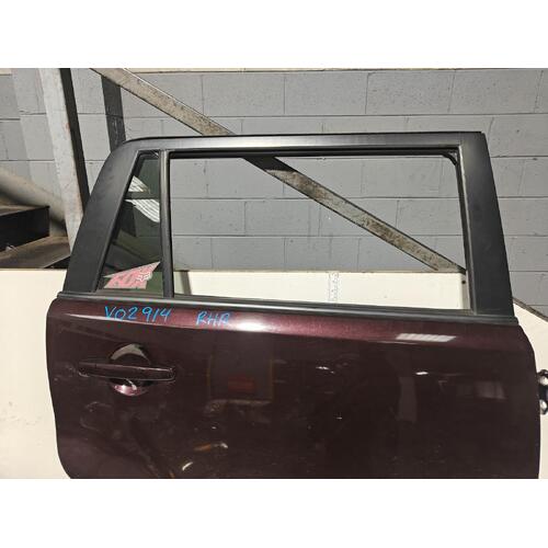 Toyota Rukus Right Rear Door Glass AZE151 01/2007-12/2015