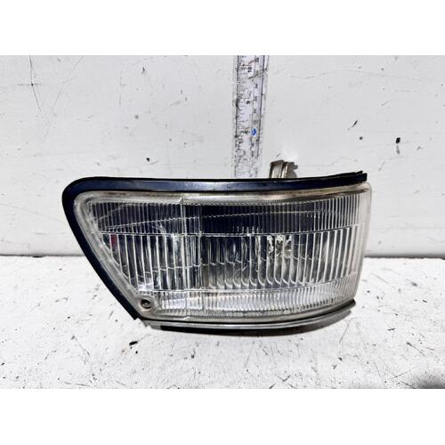 Toyota Corolla Right Corner Light AE92 06/1991-08/1994