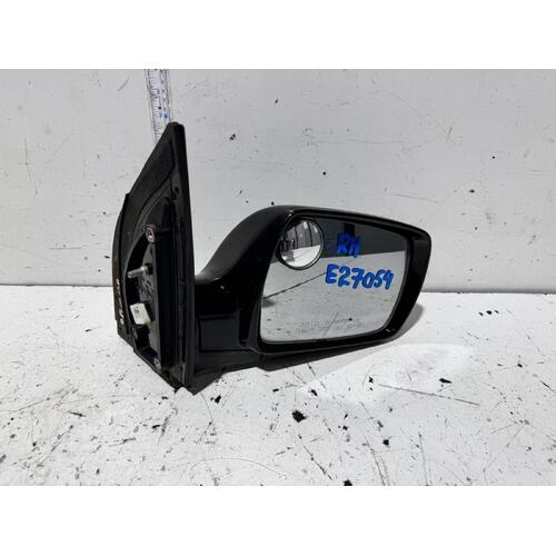 KIA Grand Carnival Right Door Mirror VQ 12/2005-05/2011