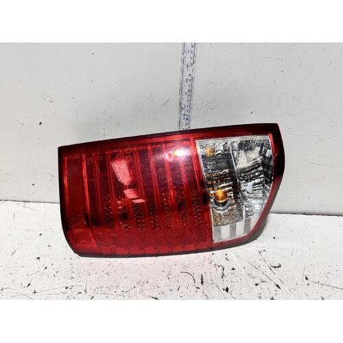 KIA Grand Carnival Right Tail Light VQ 12/2005-03/2007