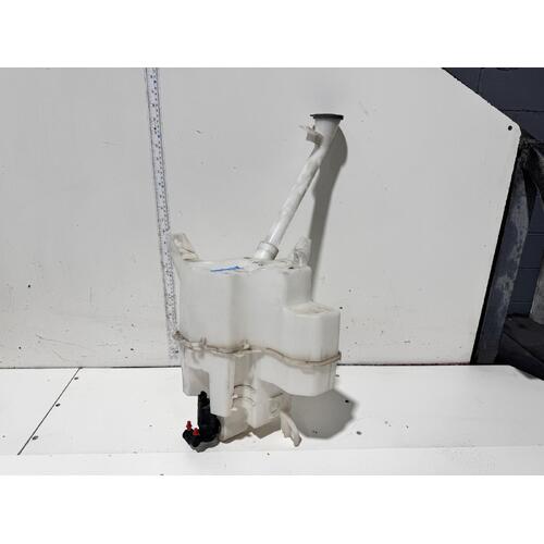 Nissan XTRAIL Washer Bottle T32 02/2017-07/2022