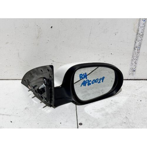 Hyundai I30 Right Door Mirror FD 09/2007-04/2012