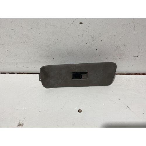 Toyota Kluger Left Front Window Switch MCU28 01/2001-04/2007