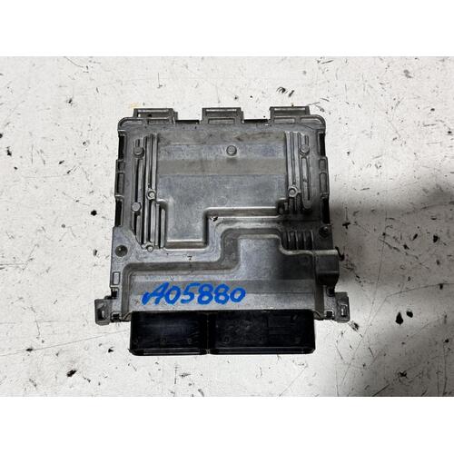 Mercedes C Class Engine ECU W204 04/2011-01/2015