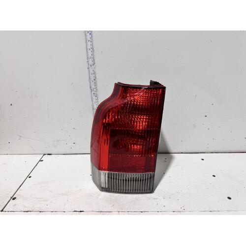 Volvo V70 Left Lower Tail Light 04/2000-11/2004