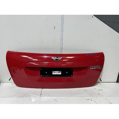 Mini Cooper Tailgate R57 01/2009-05/2015