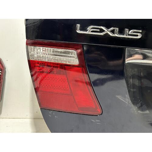 Lexus LS460 Left Bootlid Light USF40 08/2006-09/2009