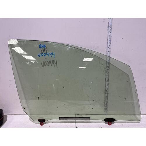 Toyota YARIS Right Front Door Window Glass NCP130 5DR Hatch 08/11-12/19 