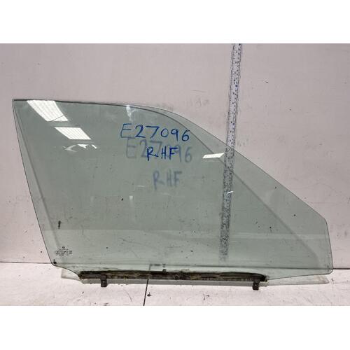 Toyota COROLLA Right Front Door Window Glass AE92 Hatch 06/89-08/34