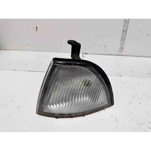 Daihatsu Charade Left Corner Light G202 06/1993-04/1996