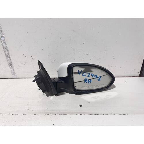 Holden Cruze Right Door Mirror JG 03/2009-01/2017