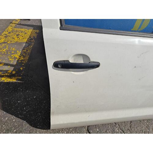 Toyota Hilux Right Front Outer Door Handle TGN16 03/2005-08/2015