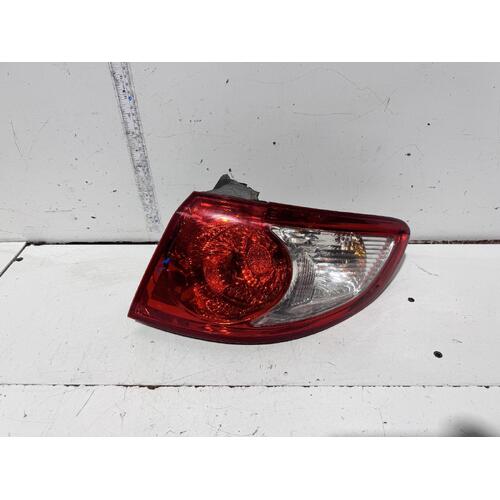 Hyundai Santa Fe Right Tail Light CM 11/2005-09/2009